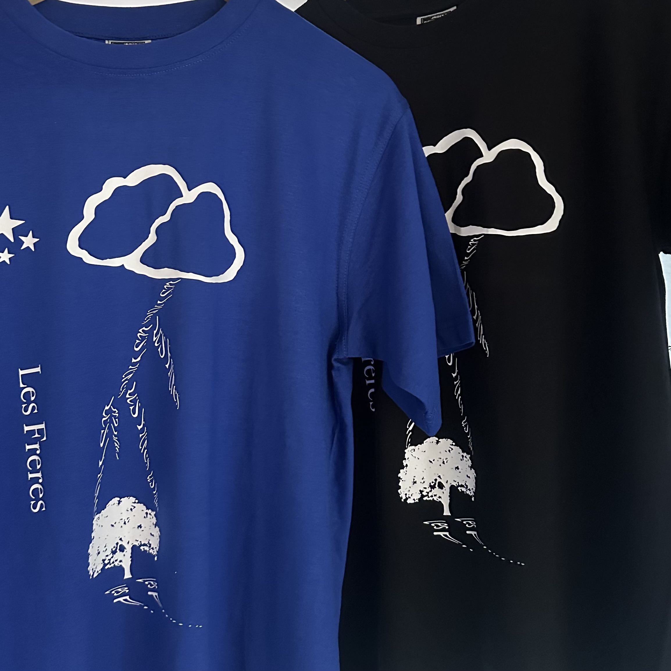 Les Freres T-Shirts in verschiedenen Farben